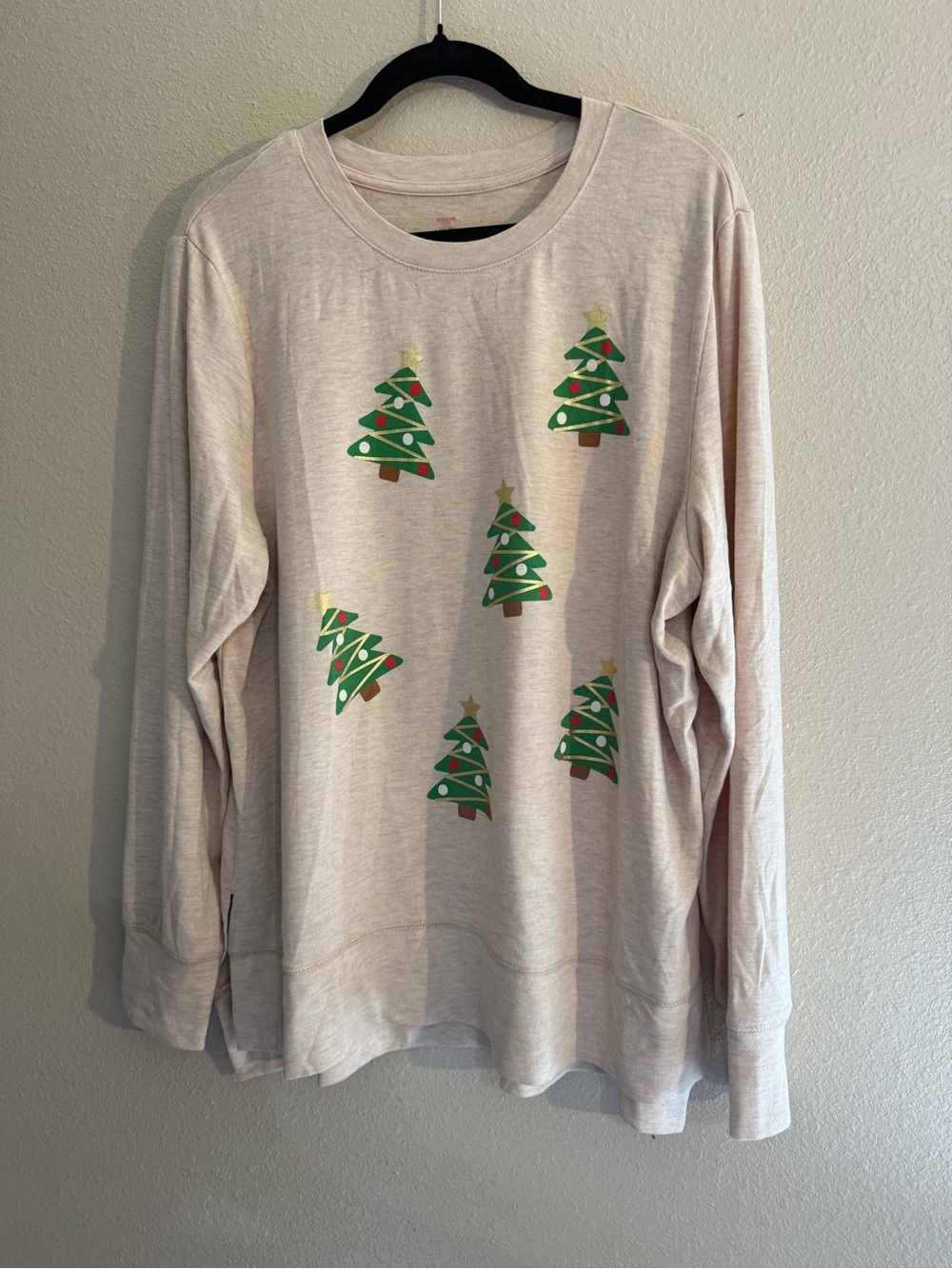 Holiday Time Tan Long-Sleeve Tee with Green & Gold Christmas Trees XXL soft.